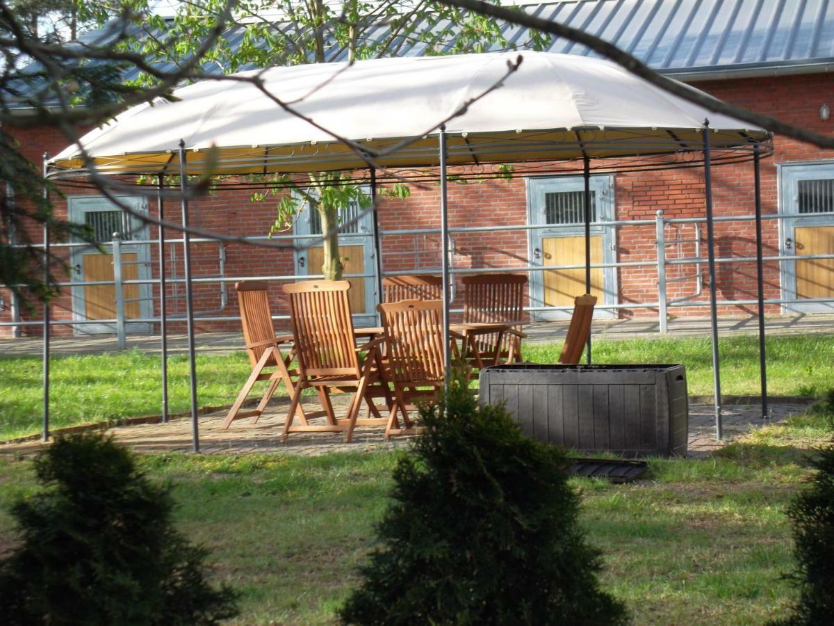 Ferienwohnung Friesenstall Heede Exterior photo